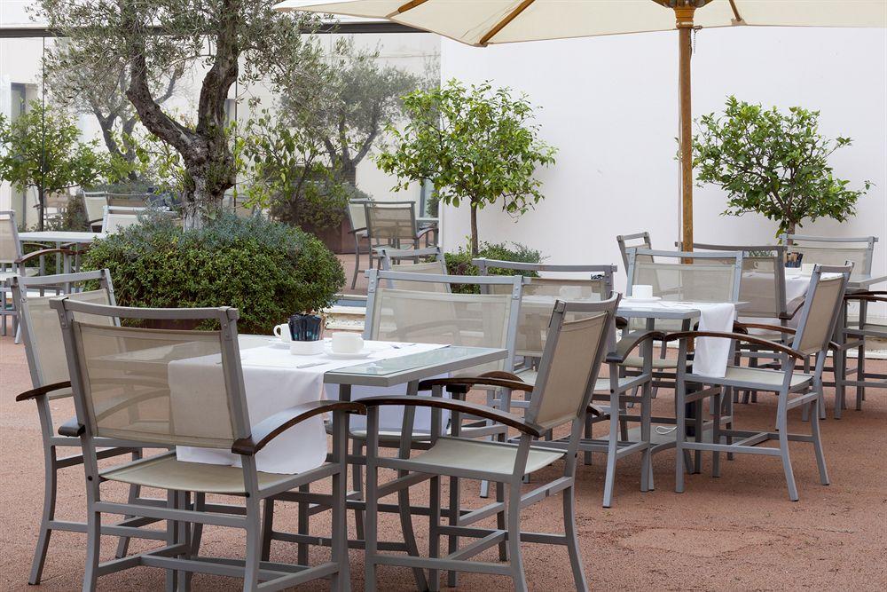 Ac Hotel Badajoz By Marriott Exteriör bild
