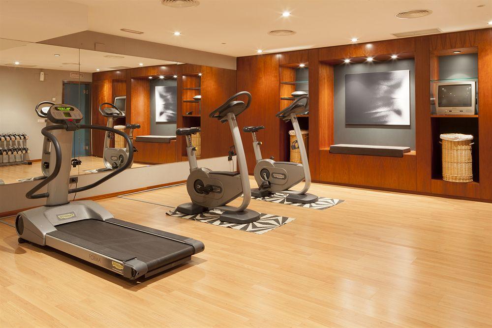 Ac Hotel Badajoz By Marriott Exteriör bild