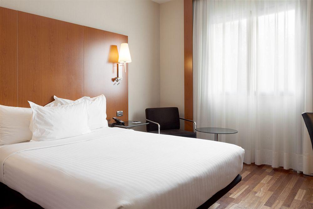 Ac Hotel Badajoz By Marriott Exteriör bild