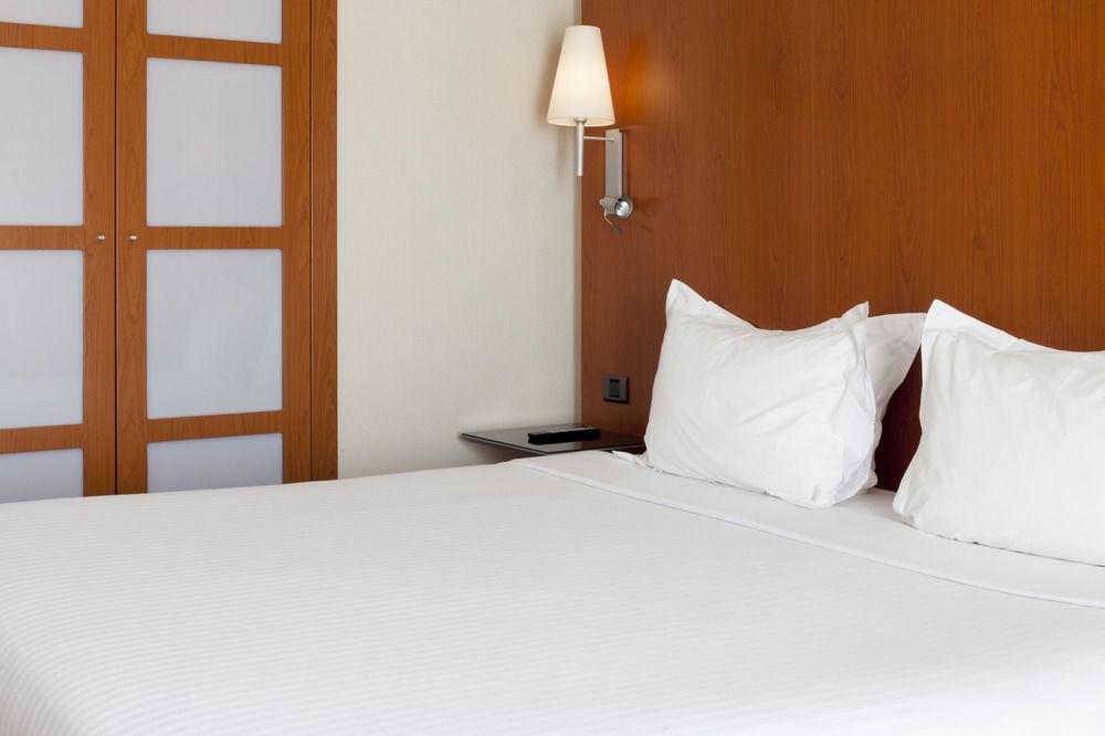 Ac Hotel Badajoz By Marriott Exteriör bild