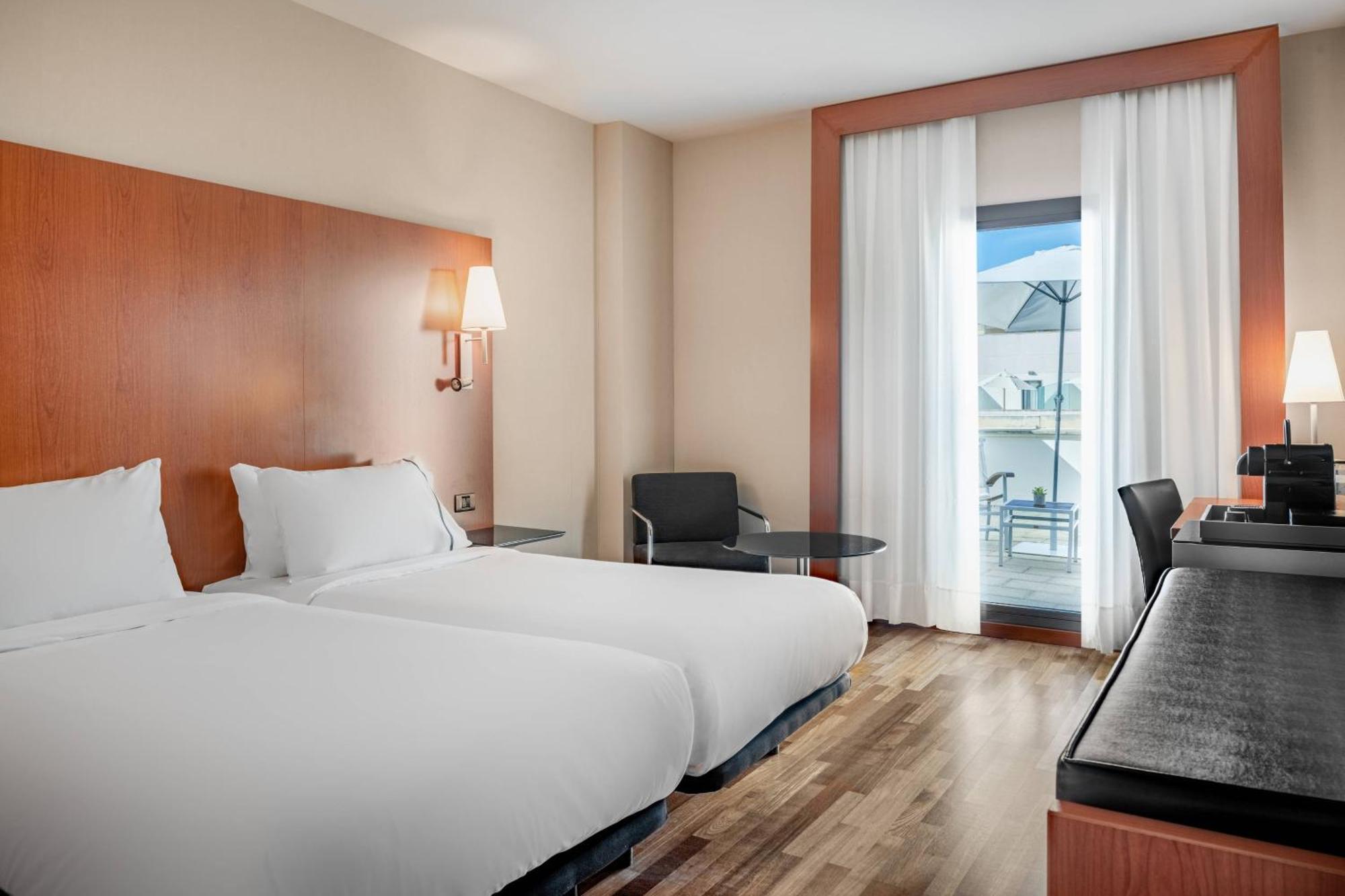 Ac Hotel Badajoz By Marriott Exteriör bild