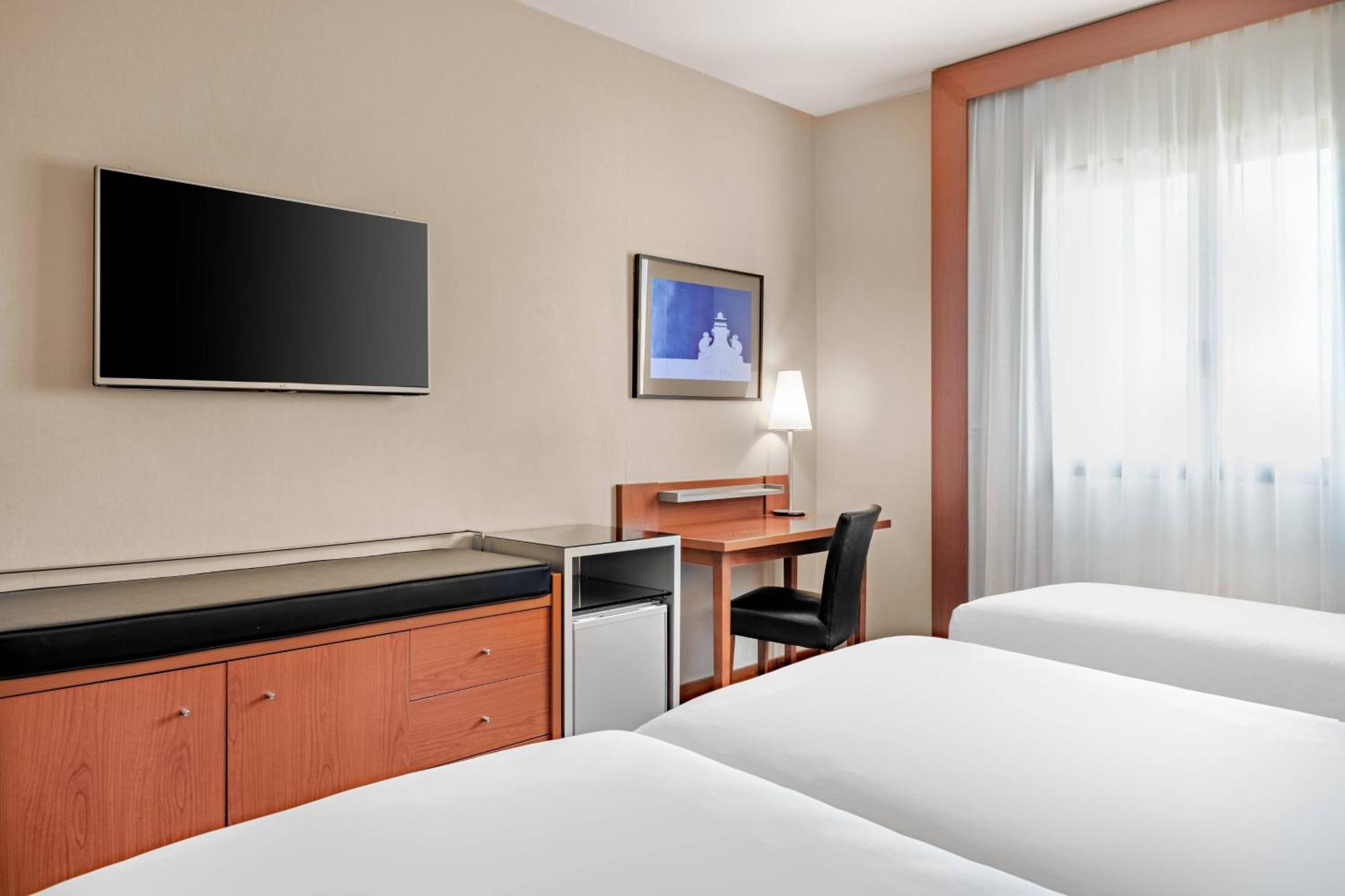 Ac Hotel Badajoz By Marriott Exteriör bild