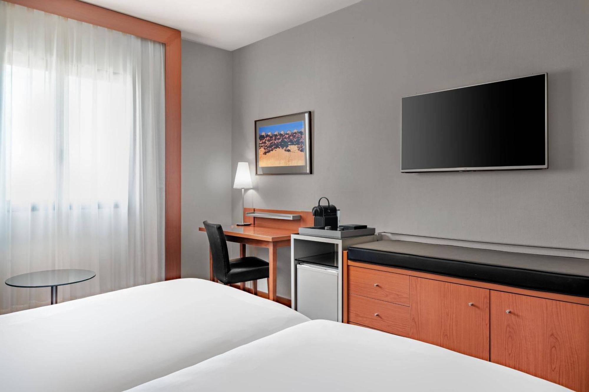 Ac Hotel Badajoz By Marriott Exteriör bild