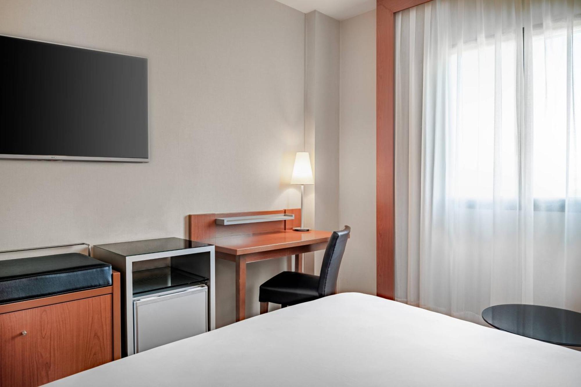 Ac Hotel Badajoz By Marriott Exteriör bild
