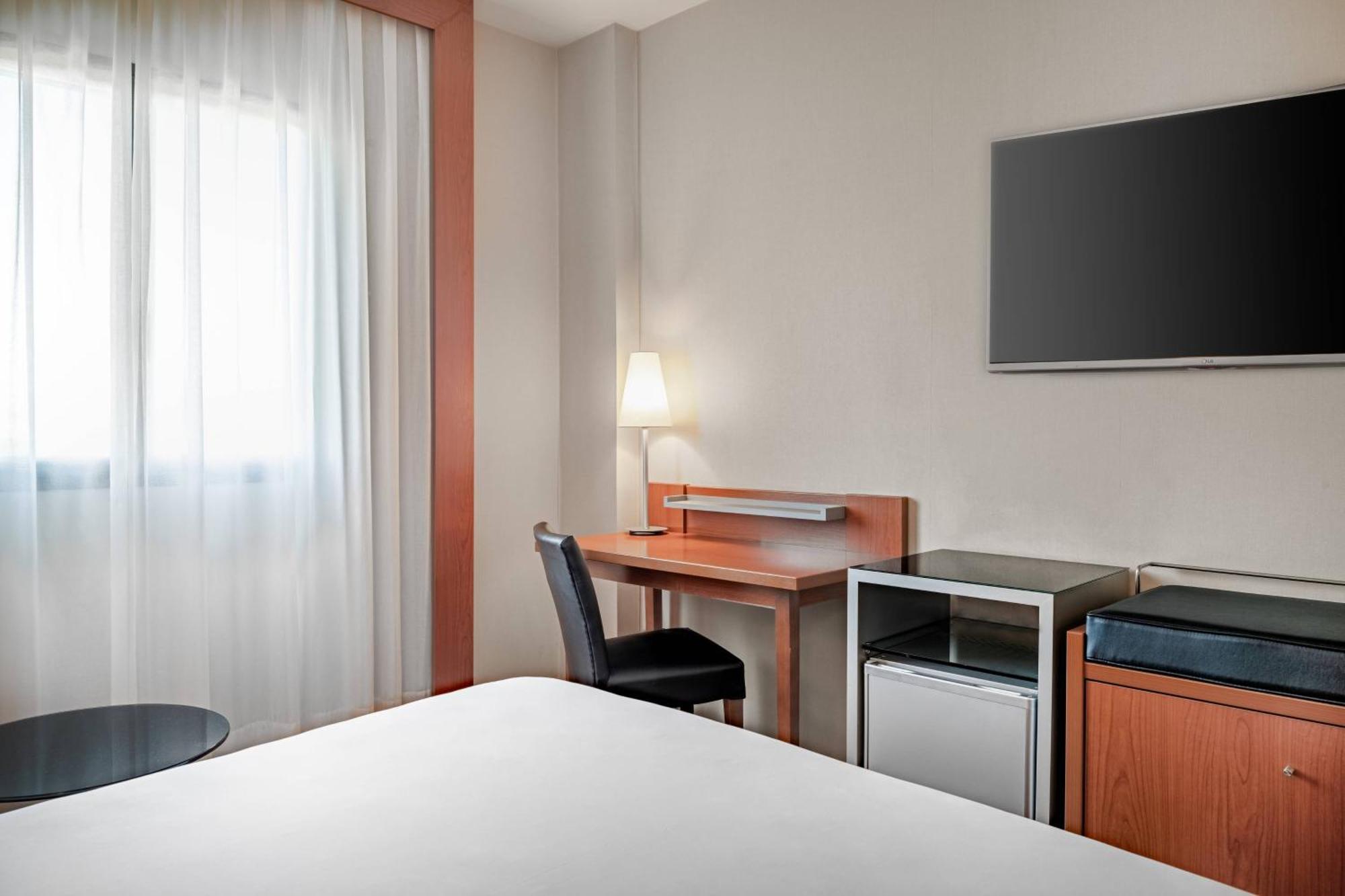 Ac Hotel Badajoz By Marriott Exteriör bild