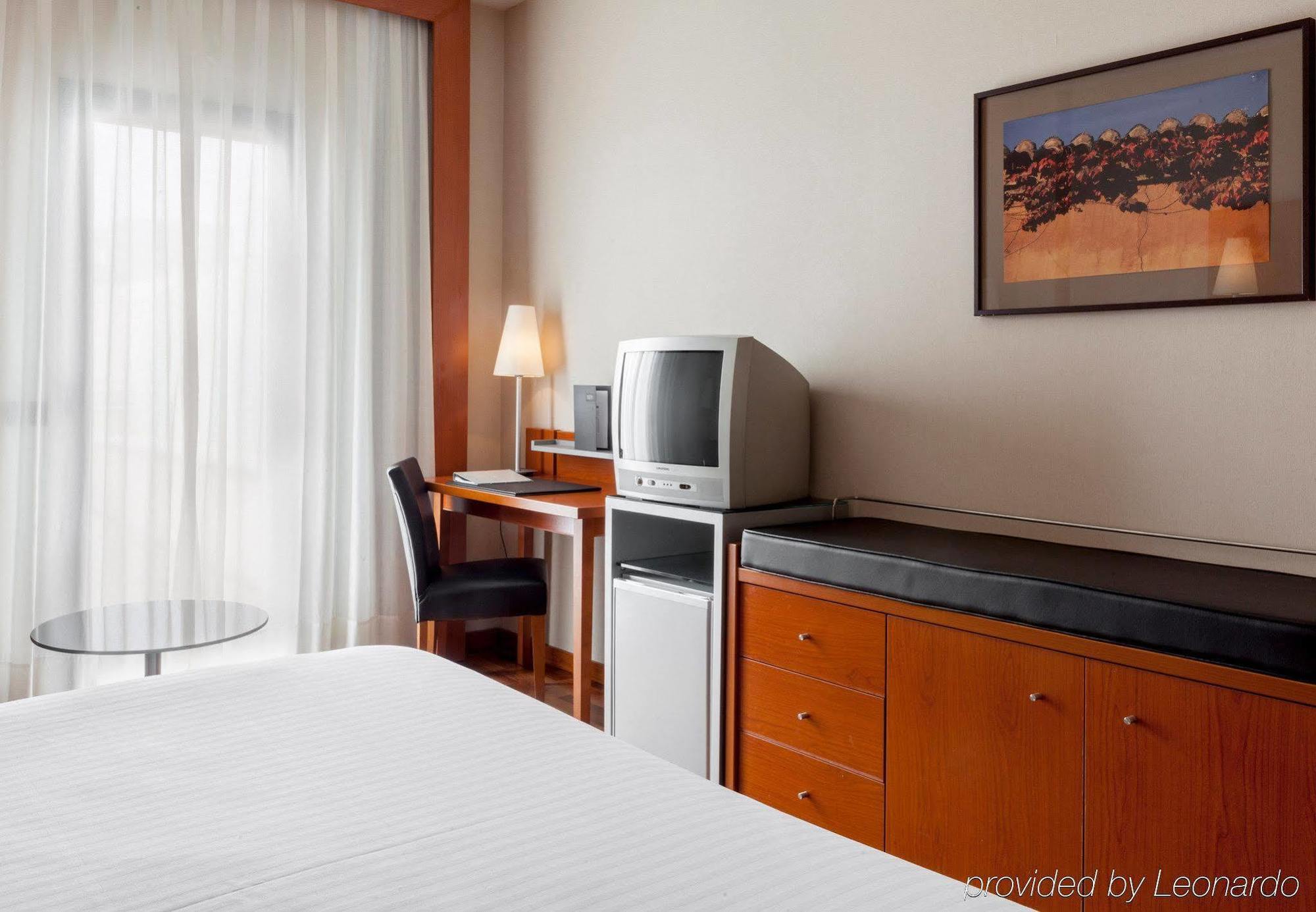 Ac Hotel Badajoz By Marriott Exteriör bild