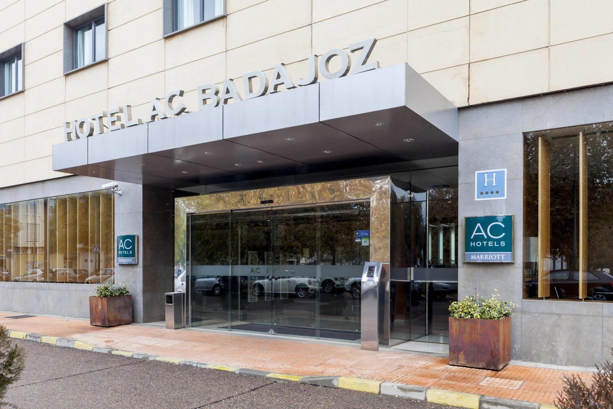 Ac Hotel Badajoz By Marriott Exteriör bild